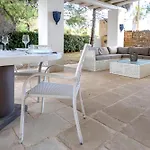 La Tonnara Hotel *