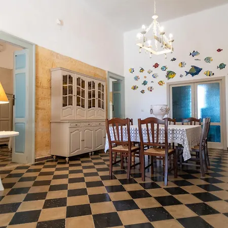 La Tonnara * פונטה פרושוטו